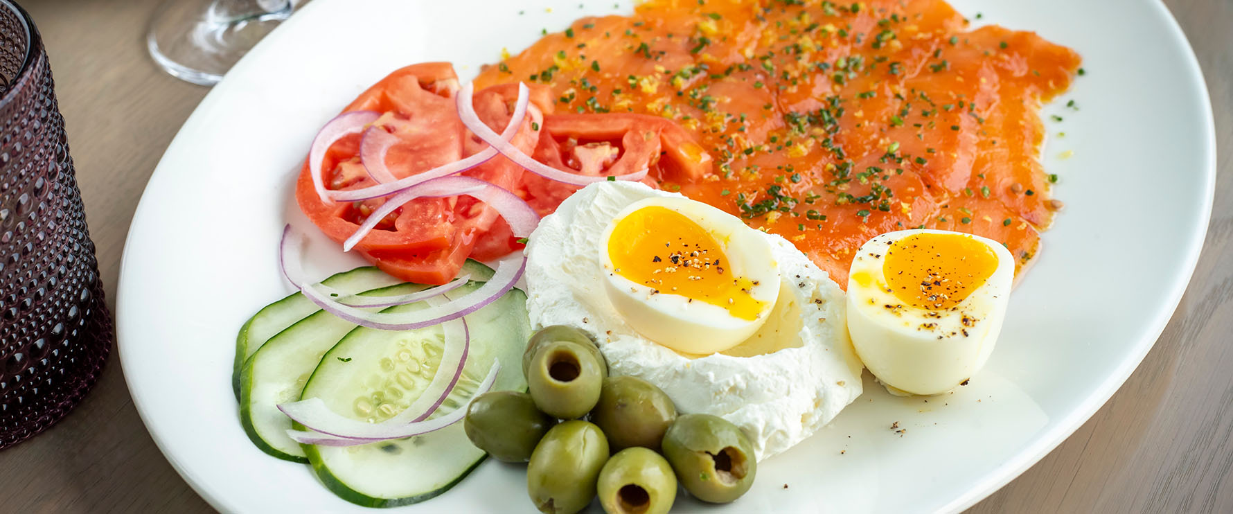 Close up of Del Mar Naples' smoked salmon plate.